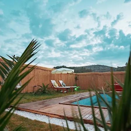 Honey 3 Hotel 4*